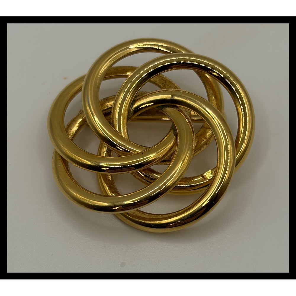 Napier Interlocking Circle Brooch‎ Women Gold Tone Knot Classic Vintage